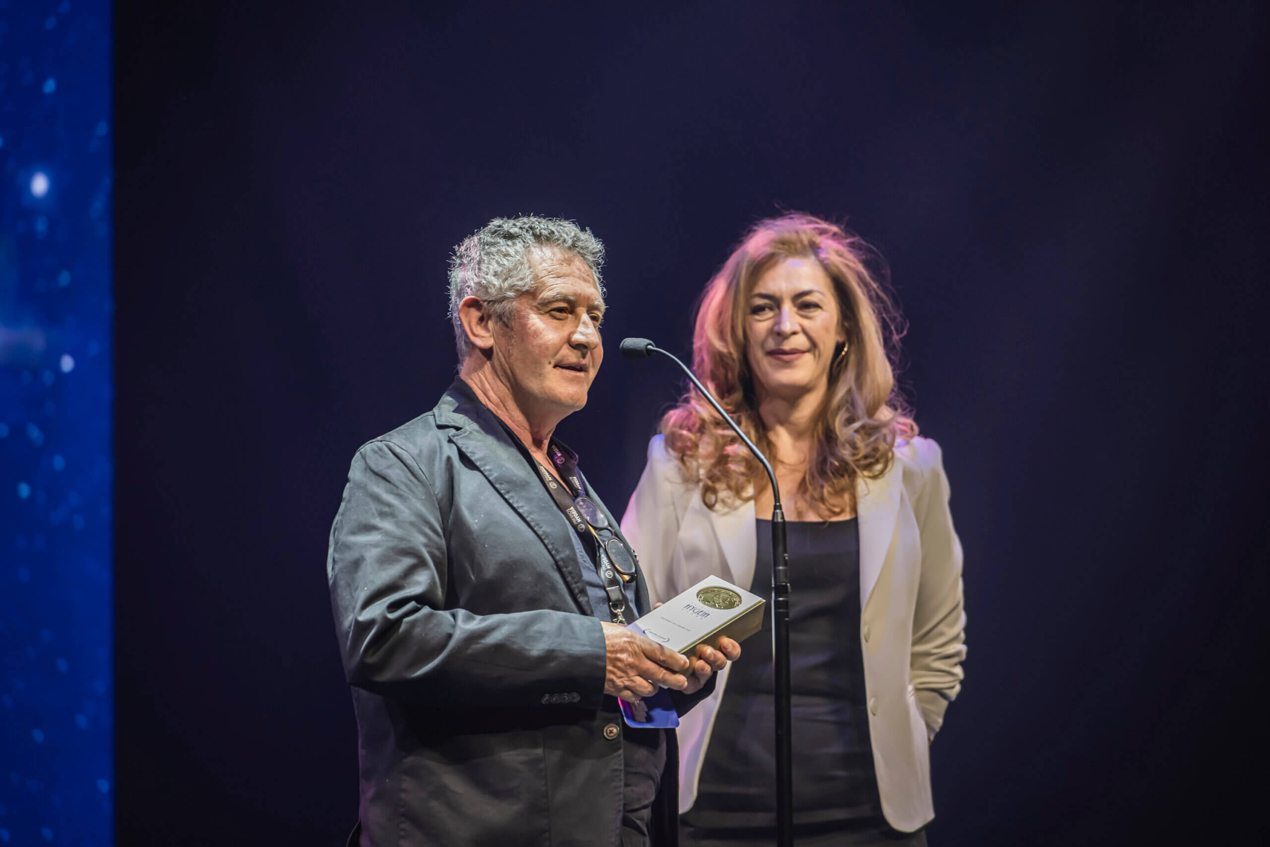 V Premios Hygeia: José Tomás Rojas, ganador del premio a 'Mejor Guion' por 'Misterio en Zaidín Sur'